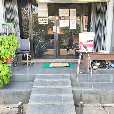 OYO Life 92883 Kost Ratana Cengkareng Syariah-3